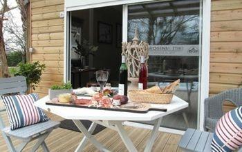 Bed & Breakfast Marosenia Ttiki - Et